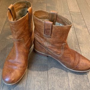 Frye pull on booties